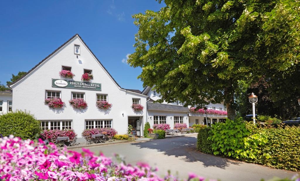 Hotel Haus Dumicketal Drolshagen Exterior foto